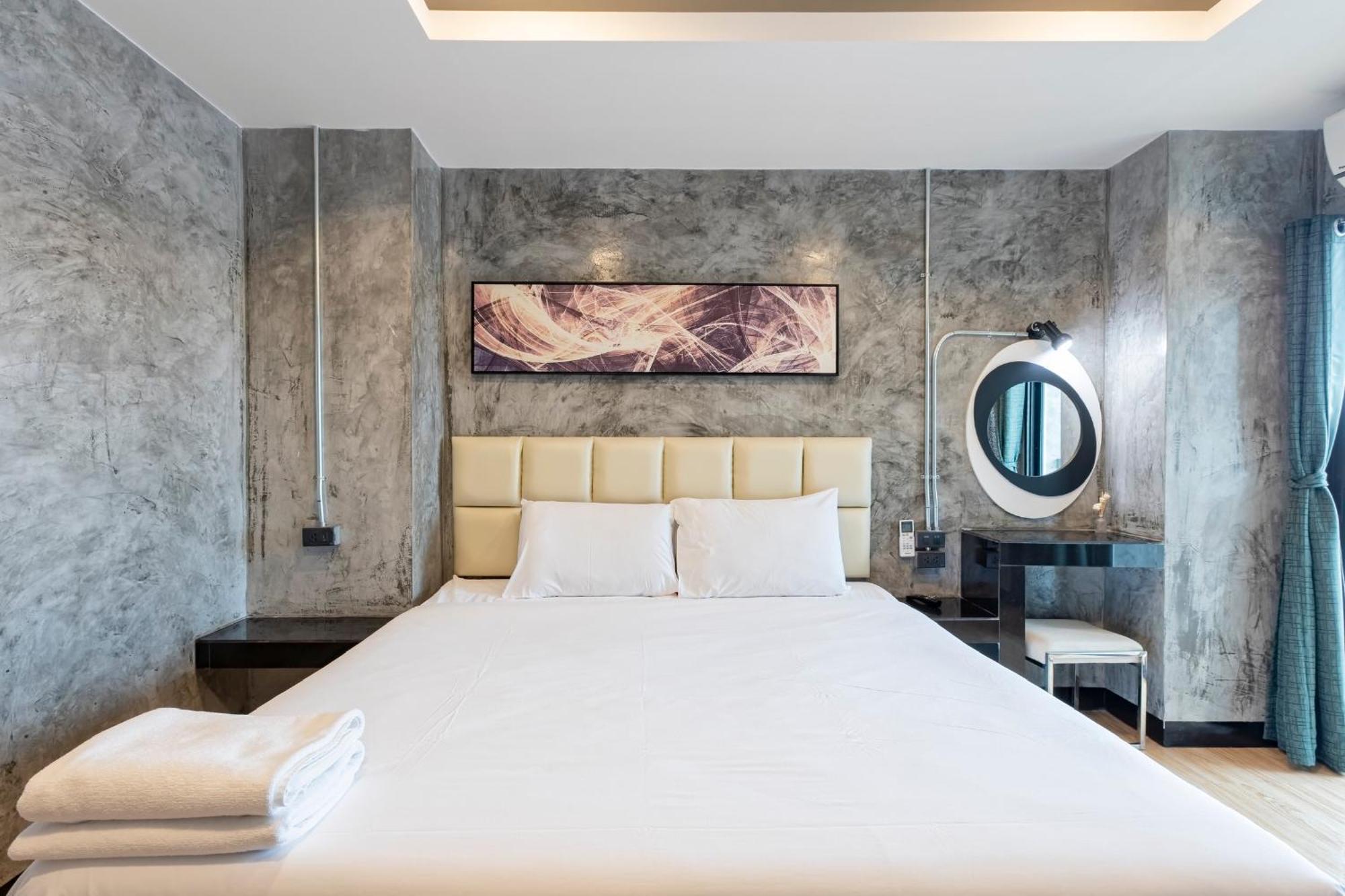 My Style Resort Hotel -Sha Plus Patong Екстер'єр фото